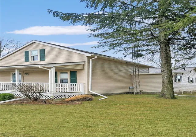 Homes for sale in New Paris, OH | 335 State Route 121, New Paris, OH 45347 | MLS# 953664