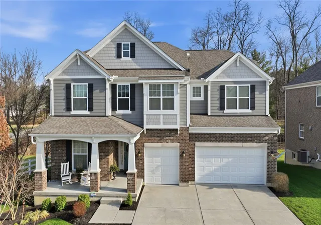 1st image of 729 Harper Ln, Loveland, OH 45140 | MLS# 953669