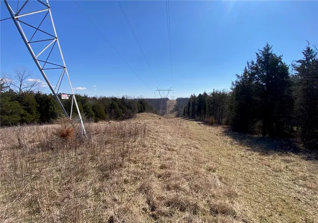 2nd image of 43 Old State Rd, Manchester, OH 45144 | MLS# 953857