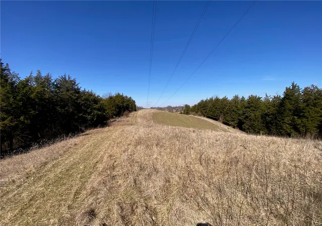 3rd image of 43 Old State Rd, Manchester, OH 45144 | MLS# 953857