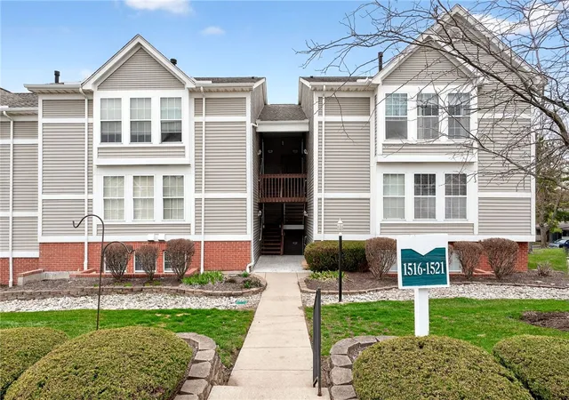 Homes for sale in Miamisburg, OH | 1517 Commons Dr, Miamisburg, OH 45342 | MLS# 953879