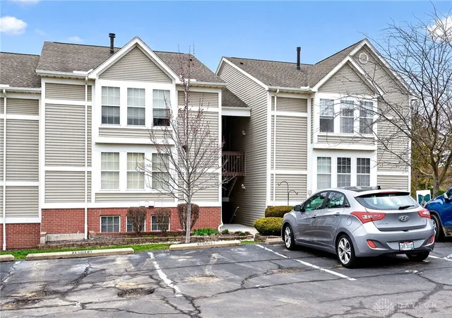 Homes for sale in Miamisburg, OH | 1517 Commons Dr, Miamisburg, OH 45342 | MLS# 953879