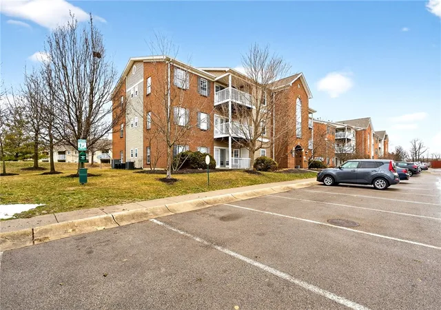Homes for sale in Beavercreek, OH | 3772 Grant Ave #I, Beavercreek, OH 45431 | MLS# 953944