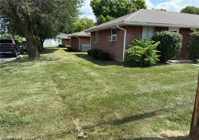 3rd image of 100 E Nottingham Rd, Dayton, OH 45405 | MLS# 954020