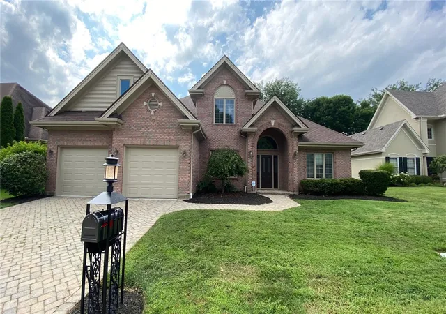1st image of 5665 Stone Lake Dr, Dayton, OH 45429 | MLS# 952774