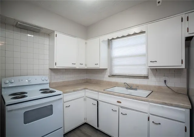 5th image of 2525 Lakeview Ave, Dayton, OH 45417 | MLS# 954158