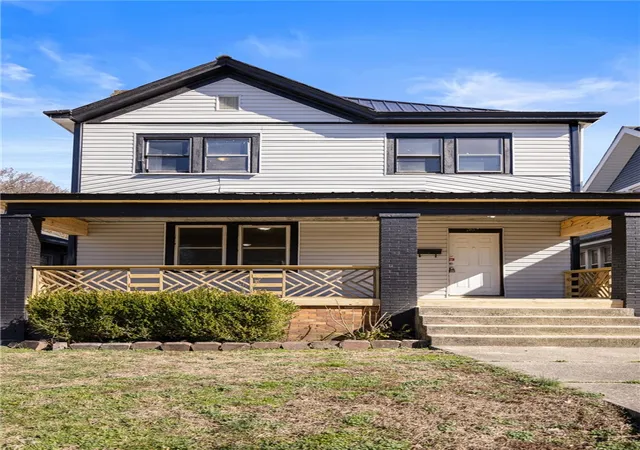 Photo 1 of Single family home for sale at 1810 High St, Portsmouth, OH 45662 | MLS# 954280 | Listing updated on 2026-04-29