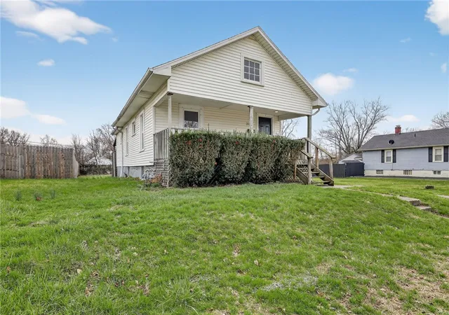 Homes for sale in Harrison Twp, OH | 2118 Titus Ave, Harrison Twp, OH 45414 | MLS# 954647