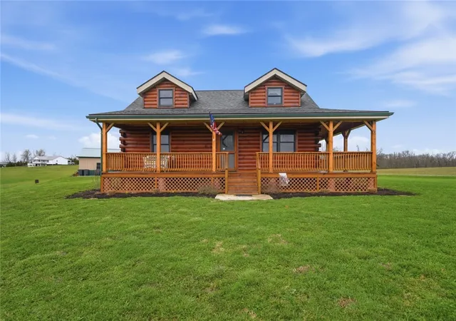 Homes for sale in Hillsboro, OH | 4288 Woods Ln, Hillsboro, OH 45133 | MLS# 954723