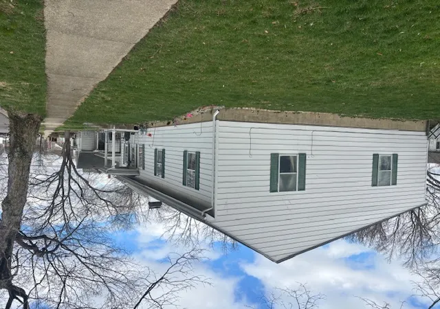 Homes for sale in South Charleston, OH | 110 W Jamestown St, South Charleston, OH 45368 | MLS# 954978