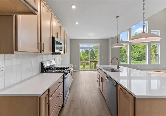 Photo 3 of Single family home for sale at 181 Farmstead Blvd, Springboro, OH 45066 | MLS# 955034 | Listing updated on 2026-10-07