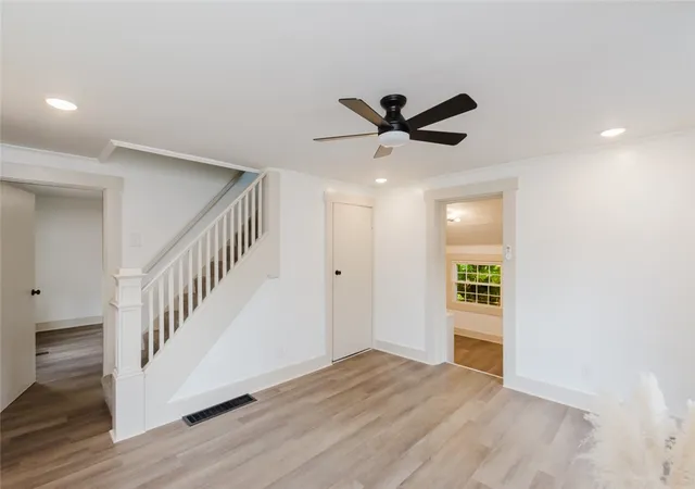 Photo 3 of Single family home for sale at 555 E Sycamore St, Miamisburg, OH 45342 | MLS# 955009 | Listing updated on 2026-07-07