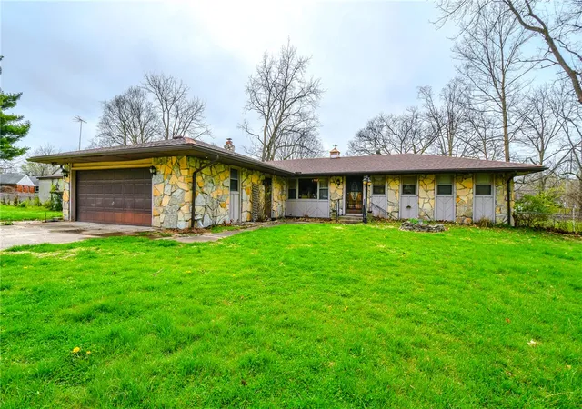 4th image of 3223 Ravenwood Rd, Fairborn, OH 45324 | MLS# 955667