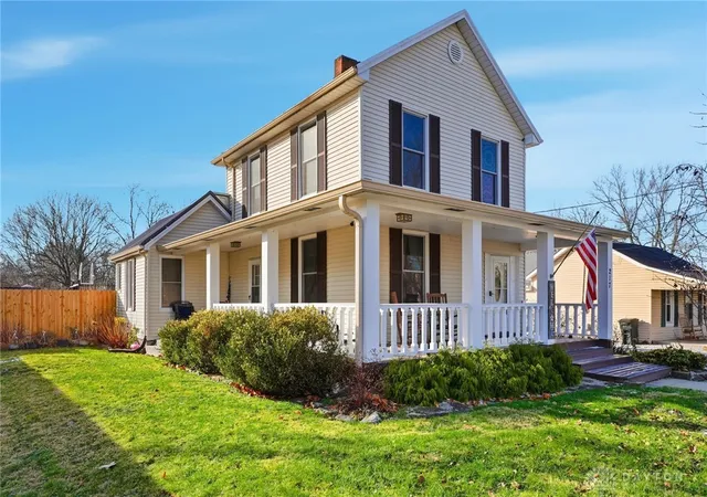 Photo 3 of Sale Pending at 217 W Fosters Maineville Rd, Maineville, OH 45039 | MLS# 955757 | Listing updated on 2026-07-09