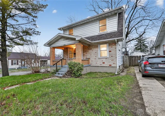 Homes for sale in Dayton, OH | 2100 S Smithville Rd, Dayton, OH 45420 | MLS# 955335