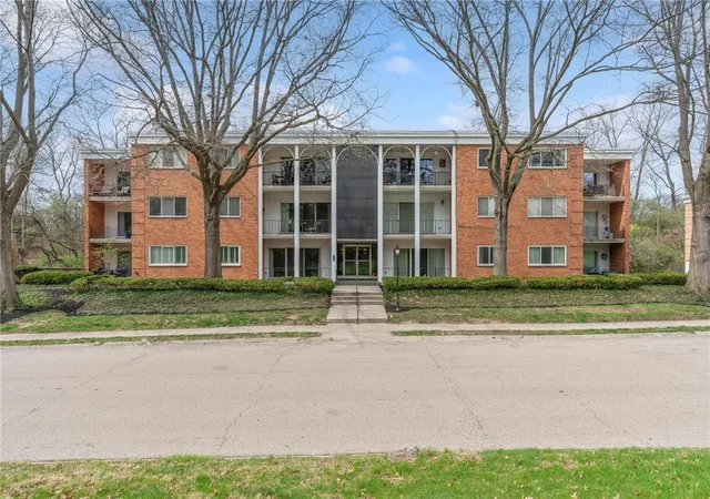 2nd image of 3225 Southdale Dr, Dayton, OH 45409 | MLS# 955726