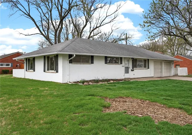 3rd image of 3907 Ackerman Blvd, Dayton, OH 45429 | MLS# 955641