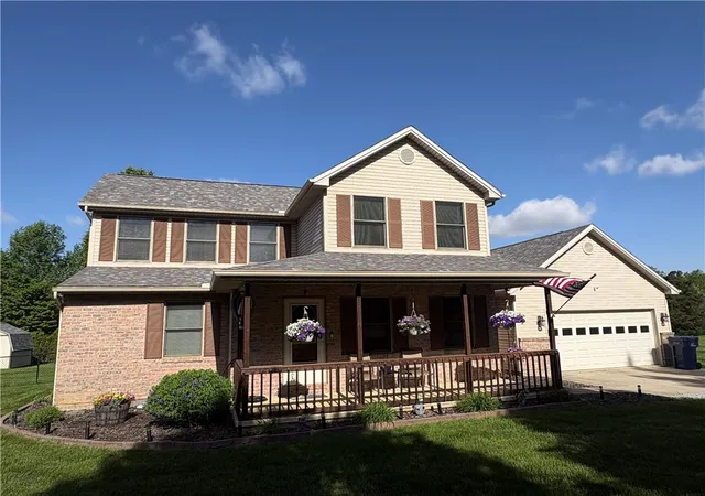 Homes for sale in Eaton, OH | 817 Old Norse Dr, Eaton, OH 45320 | MLS# 955734