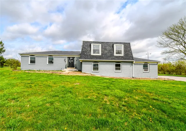 3rd image of 6169 Dayton Farmersville Rd, Jefferson Twp, OH 45417 | MLS# 955793