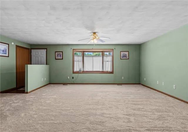 Homes for sale in Xenia Twp, OH | 203 N Bickett Rd, Xenia Twp, OH 45385 | MLS# 955731