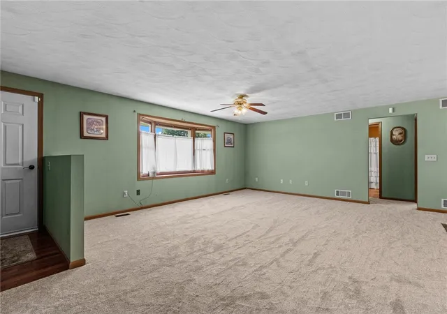 Homes for sale in Xenia Twp, OH | 203 N Bickett Rd, Xenia Twp, OH 45385 | MLS# 955731
