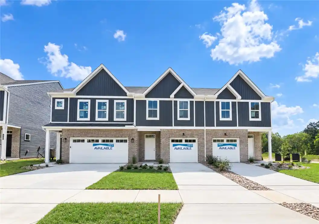 Photo 1 of Single family home for sale at 2759 Forest Hvn Dr #43, Middletown, OH 45044 | MLS# 956040 | Listing updated on 2026-10-23