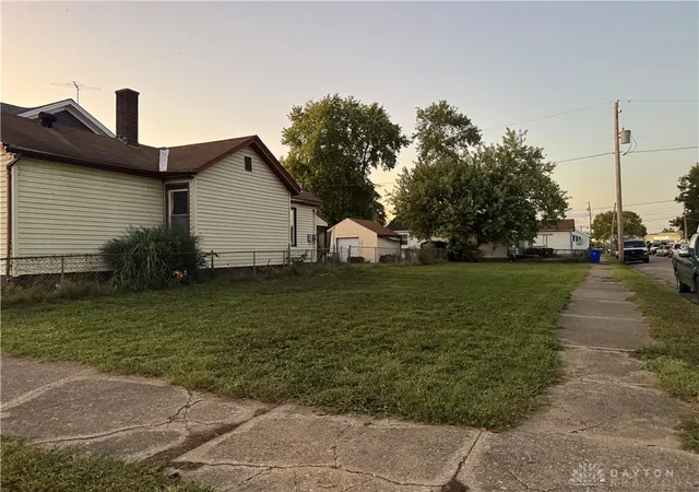 Homes for sale in Hamilton, OH | 1232 Chestnut St, Hamilton, OH 45011 | MLS# 956221