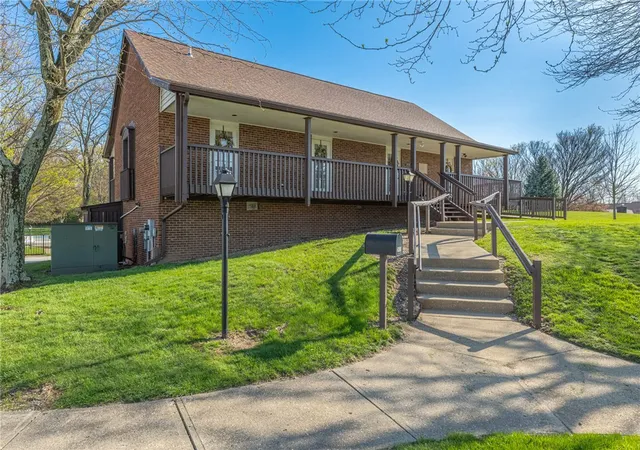 Homes for sale in Fairborn, OH | 2416 Rona Village Blvd, Fairborn, OH 45324 | MLS# 955665