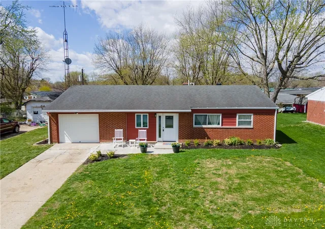 Homes for sale in Greenville, OH | 312 Victoria Dr, Greenville, OH 45331 | MLS# 956254