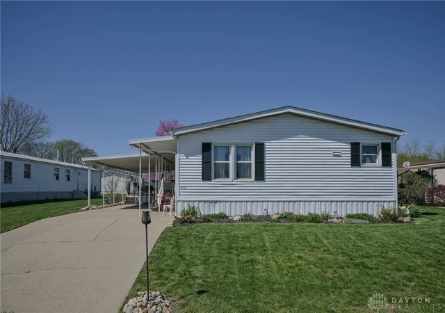 Photo 2 of Manufactured home for sale at 12218 Sandi Ln, Medway, OH 45341 | MLS# 956277 | Listing updated on 2026-06-18