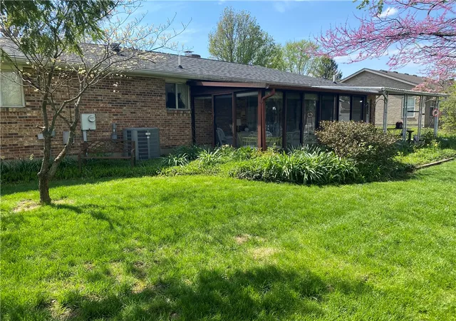 Homes for sale in Germantown, OH | 618 Farmersville Germantown Pike, Germantown, OH 45327 | MLS# 956376