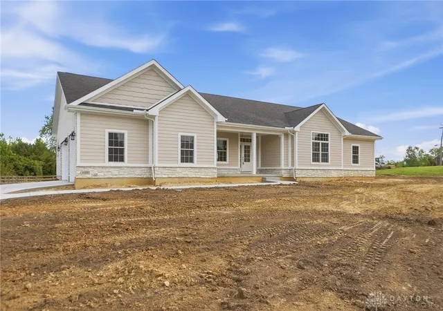 Photo 3 of Single family home for sale at 4600 Beal Rd, Franklin, OH 45005 | MLS# 955069 | Listing updated on 2026-07-15