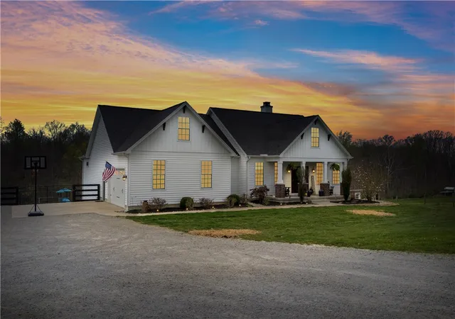 Photo 1 of Single family home for sale at 1158 Pyle Rd, Clarksville, OH 45113 | MLS# 956439 | Listing updated on 2026-05-21