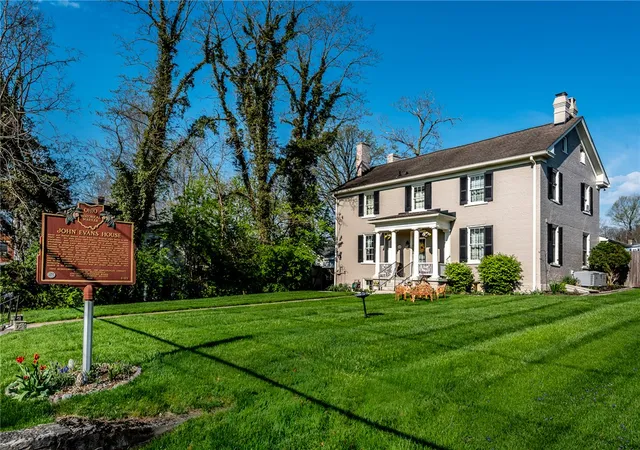 Homes for sale in Waynesville, OH | 129 N Main St, Waynesville, OH 45068 | MLS# 956381