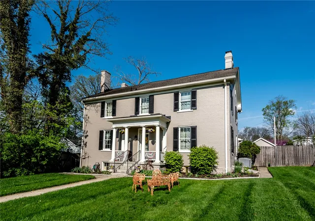 Homes for sale in Waynesville, OH | 129 N Main St, Waynesville, OH 45068 | MLS# 956381
