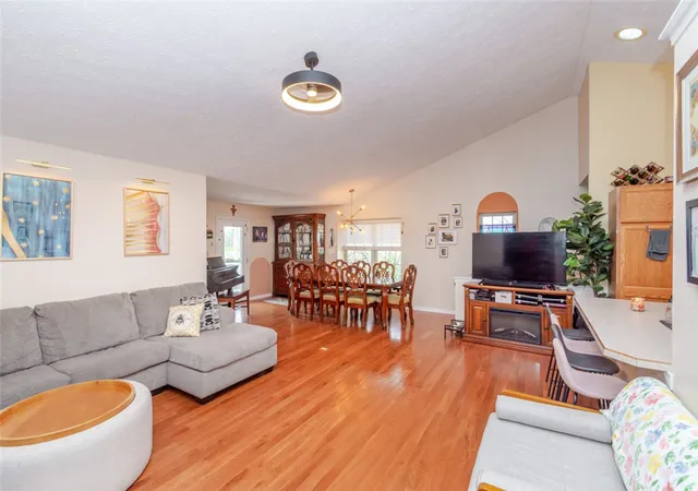 Photo 5 of Townhouse for sale at 436 Jodee Dr, Xenia, OH 45385 | MLS# 956456 | Listing updated on 2026-08-27