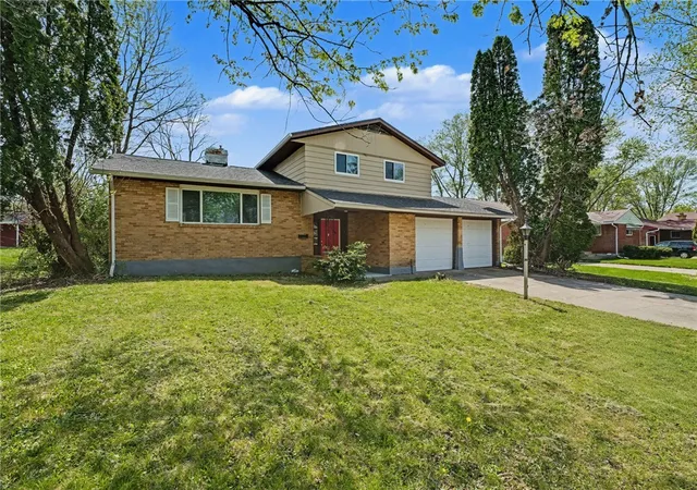 Photo 1 of Single family home for sale at 4718 Belcourt Dr, Dayton, OH 45417 | MLS# 956188 | Listing updated on 2026-06-10