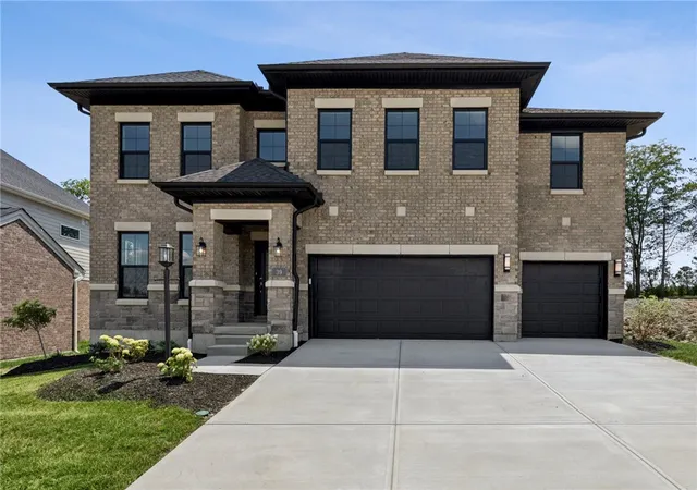 1st image of 39 Glasgow St #0035, Springboro, OH 45066 | MLS# 956657