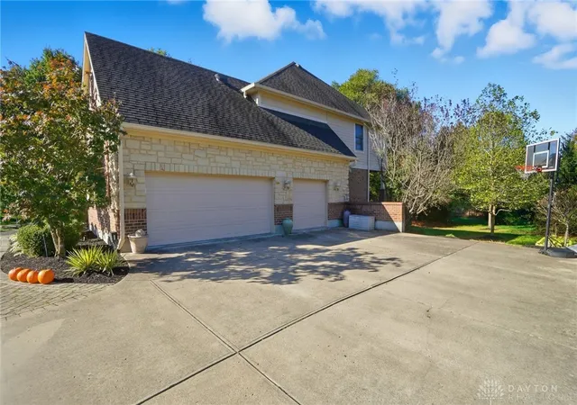 53rd image of 7491 Country Brook Ct, Springboro, OH 45066 | MLS# 956652