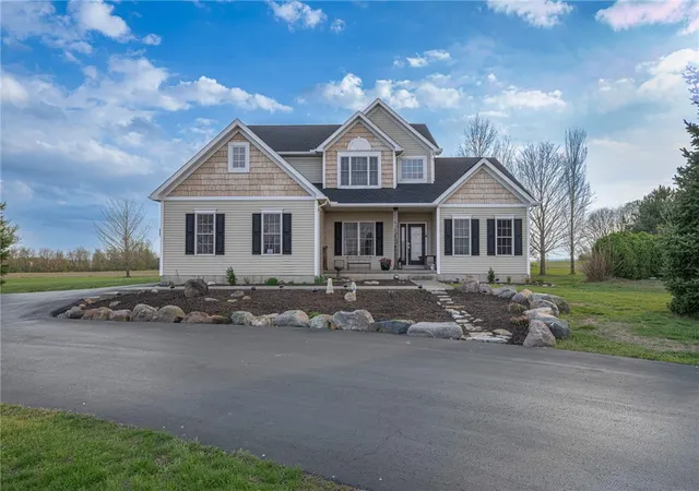 2nd image of 3223 Straley Rd, Xenia, OH 45385 | MLS# 956561