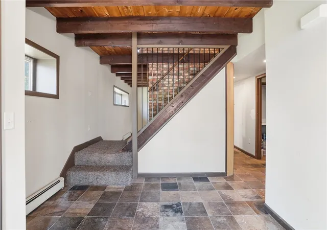 Homes for sale in Yellow Springs Vlg, OH | 1424 Glen View Rd, Yellow Springs Vlg, OH 45387 | MLS# 956778