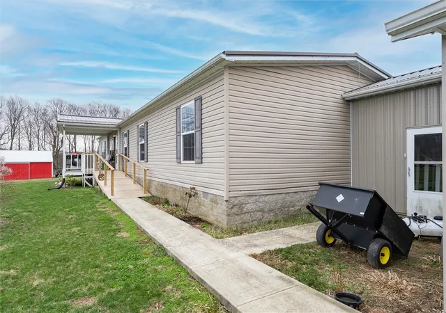 Homes for sale in Peebles, OH | 1926 Fairview Rd, Peebles, OH 45660 | MLS# 956684