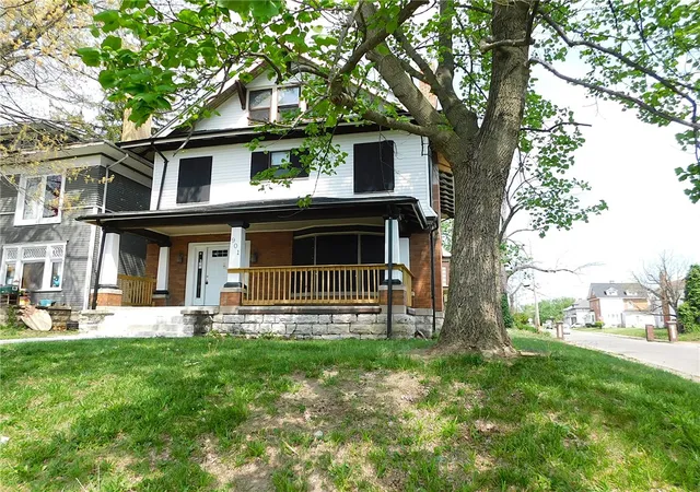 Photo 2 of Single family home for sale at 901 Harvard Blvd, Dayton, OH 45406 | MLS# 953214 | Listing updated on 2026-09-01