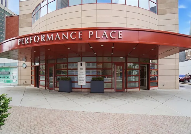 Homes for sale in Dayton, OH | 109 N Main St #1108, Dayton, OH 45402 | MLS# 956707