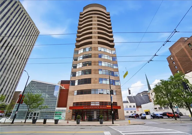 Homes for sale in Dayton, OH | 109 N Main St #1108, Dayton, OH 45402 | MLS# 956707
