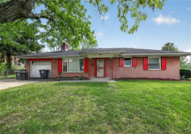 Homes for sale in Dayton, OH | 4372 Ardery Dr, Dayton, OH 45406 | MLS# 956437