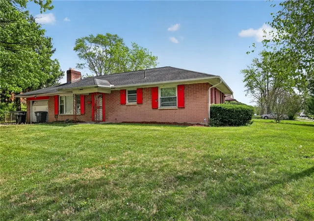 Homes for sale in Dayton, OH | 4372 Ardery Dr, Dayton, OH 45406 | MLS# 956437