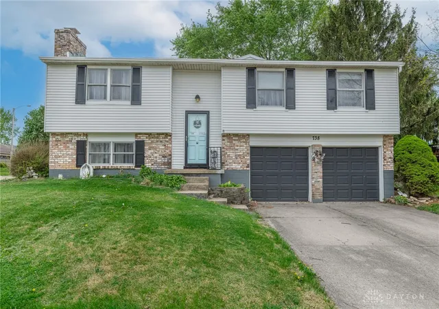 Homes for sale in Vandalia, OH | 738 Estelle Dr, Vandalia, OH 45377 | MLS# 956879