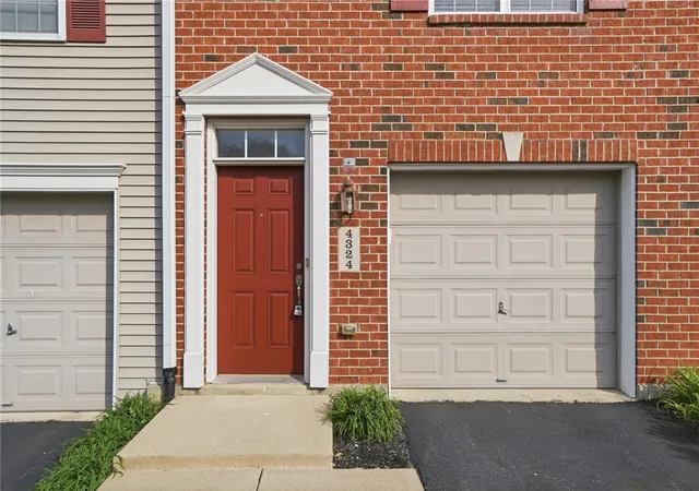 Homes for sale in Beavercreek, OH | 4324 Straight Arrow Rd, Beavercreek, OH 45430 | MLS# 956666
