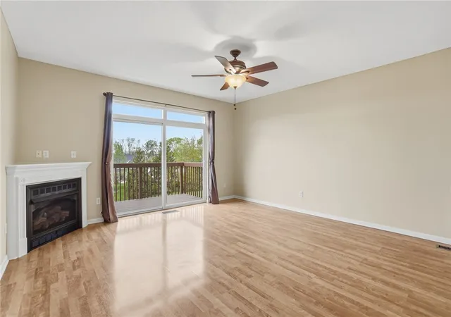 Listing Photo 3 - Condo for sale in building located at 4324 Straight Arrow Rd, Beavercreek, OH 45430